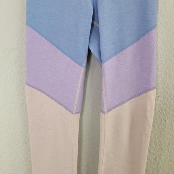 Outdoor voices tri color 7/8 leggings Size Small - Picture 7 of 9